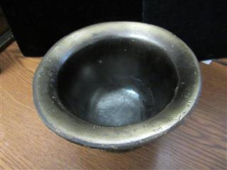 VINTAGE BRASS CAST METAL SERPENT MORTAR WITH PESTLE